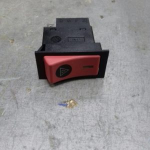 Выключатель-клавиша аварийной сигнализации Howo | WG9719582004